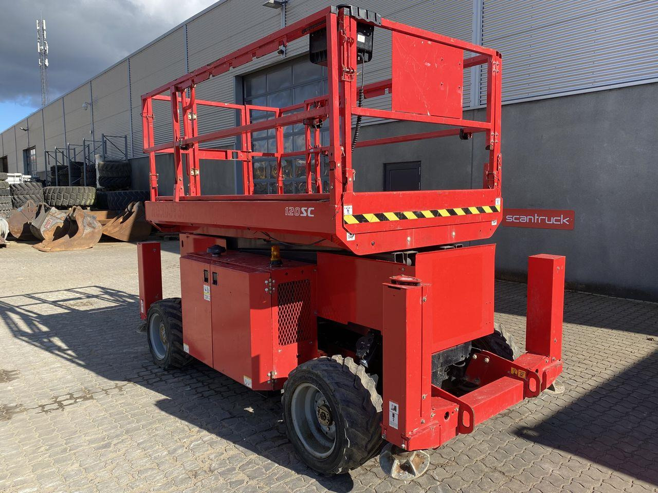 Manitou 120SC - Máy nâng người hình kéo: hình 2 Manitou 120SC - Máy nâng người hình kéo: hình 2