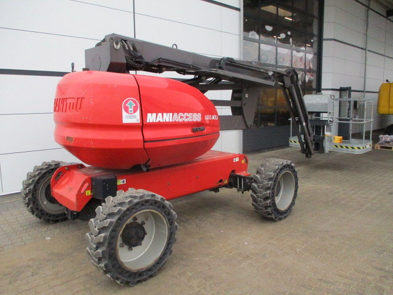Manitou 160ATJ RC - Xe nâng người nhiều khớp nối: hình 2 Manitou 160ATJ RC - Xe nâng người nhiều khớp nối: hình 2
