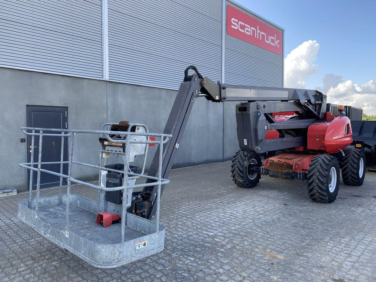 Manitou 200ATJ RC - Xe nâng người nhiều khớp nối: hình 1 Manitou 200ATJ RC - Xe nâng người nhiều khớp nối: hình 1