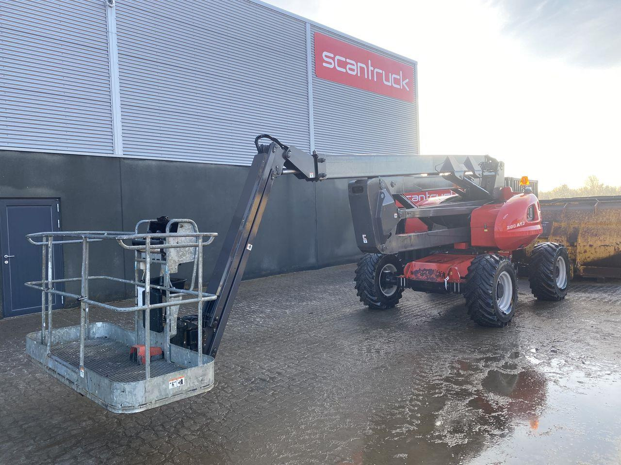 Manitou 200ATJ RC - Xe nâng người nhiều khớp nối: hình 1 Manitou 200ATJ RC - Xe nâng người nhiều khớp nối: hình 1