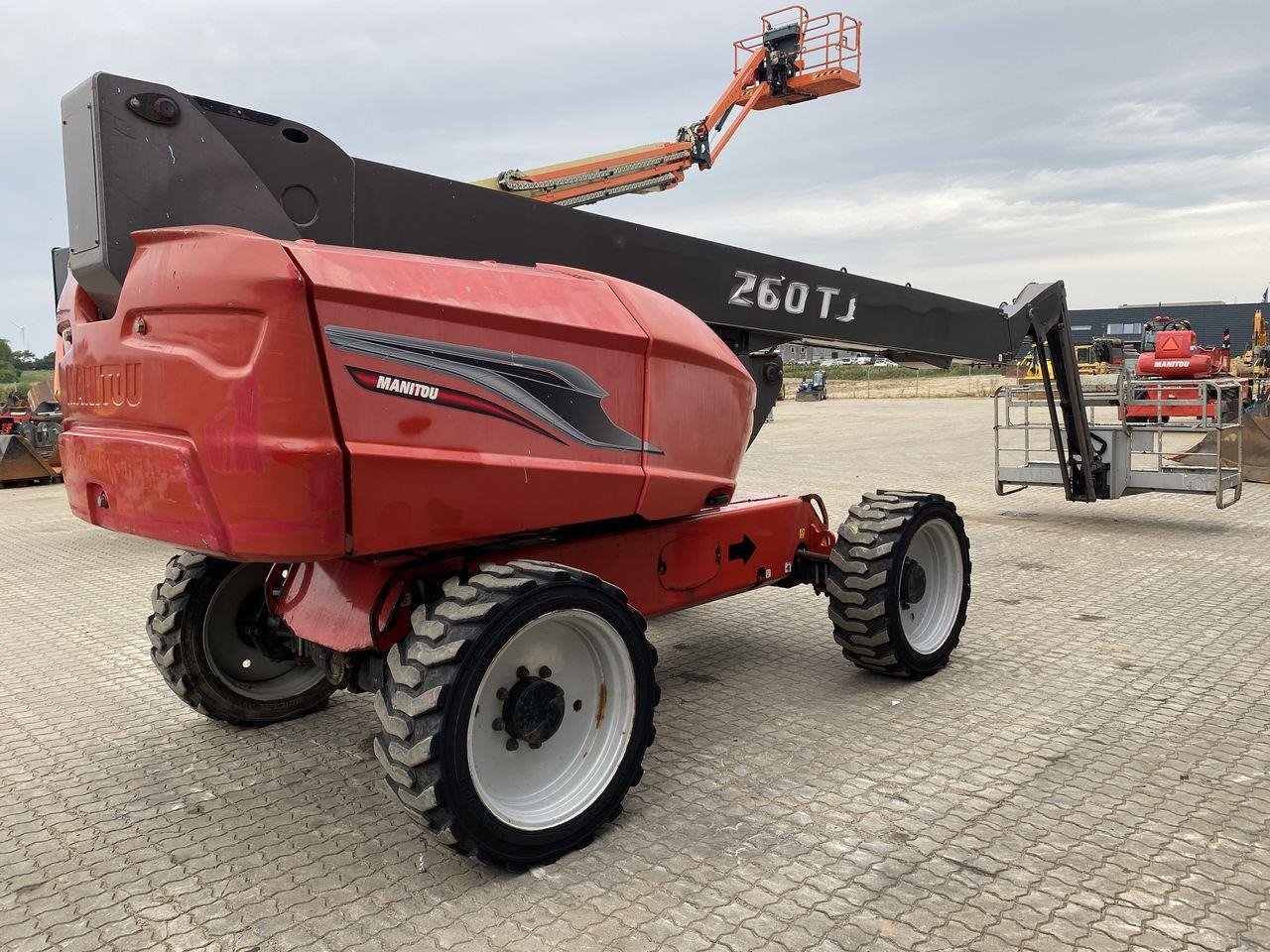 Manitou 260TJ - Xe nâng người hình viễn vọng kính: hình 4 Manitou 260TJ - Xe nâng người hình viễn vọng kính: hình 4