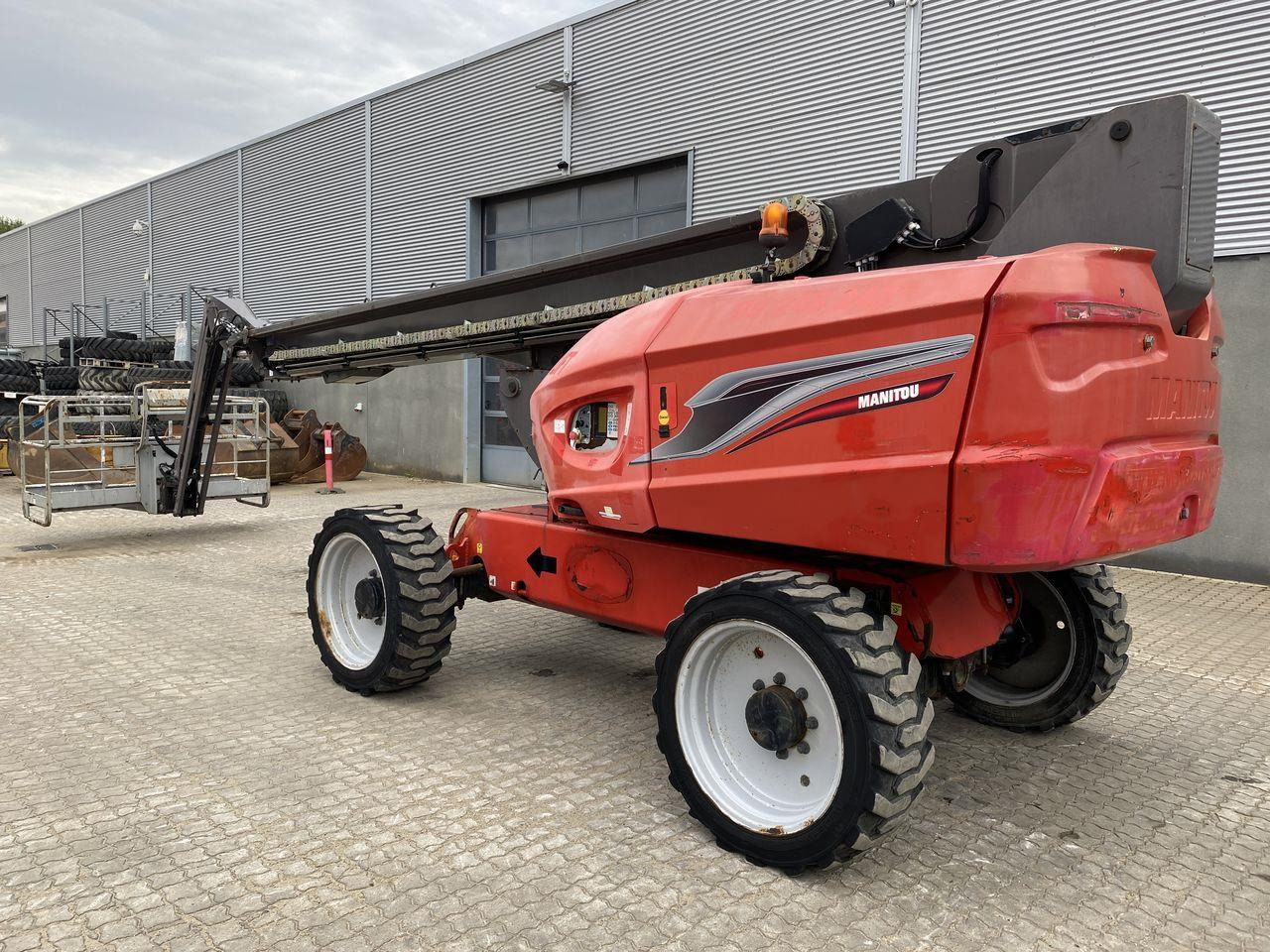 Manitou 260TJ - Xe nâng người hình viễn vọng kính: hình 2 Manitou 260TJ - Xe nâng người hình viễn vọng kính: hình 2