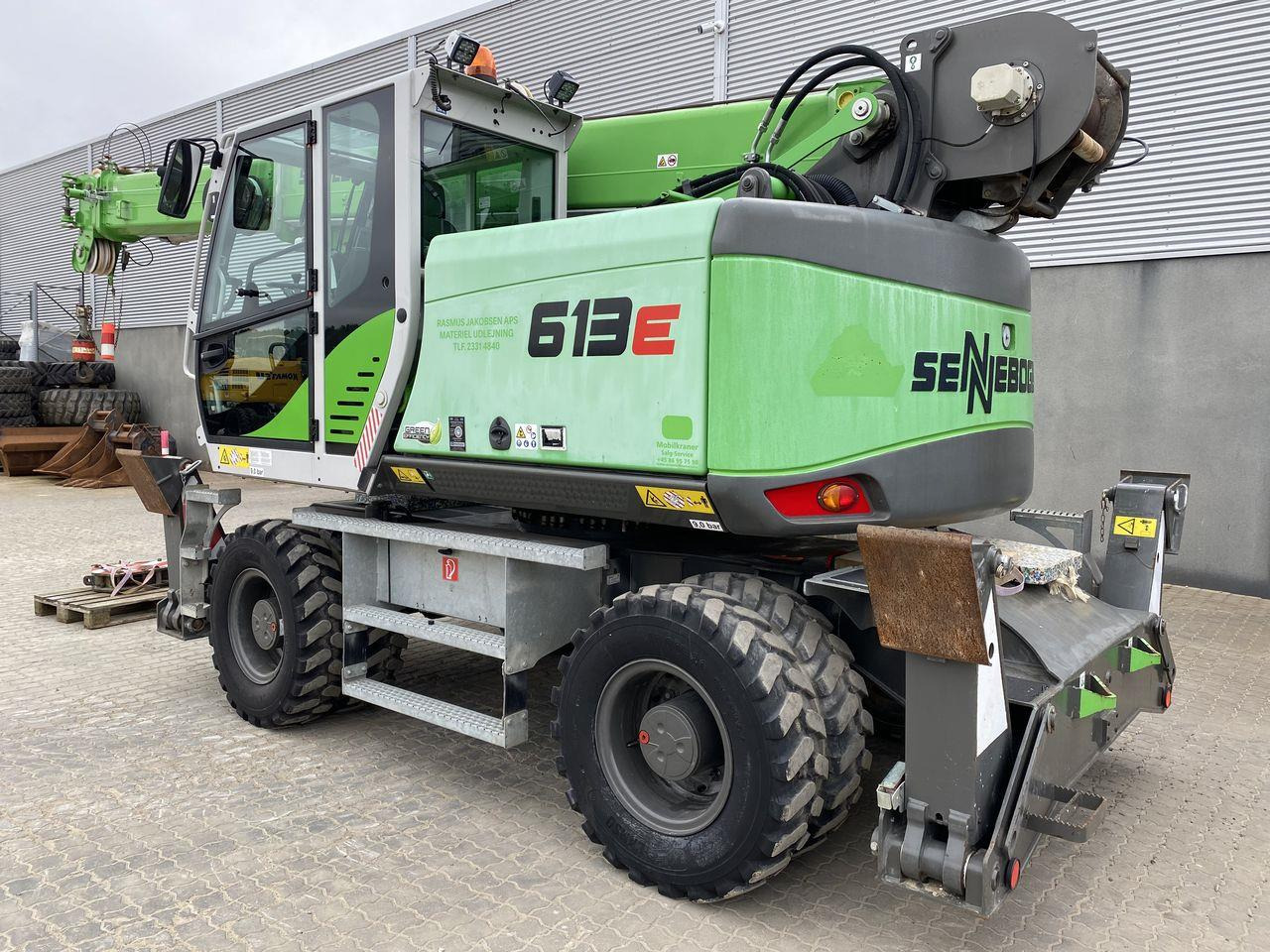 Sennebogen 613E - Máy cạp rác/ Công nghiệp: hình 2 Sennebogen 613E - Máy cạp rác/ Công nghiệp: hình 2