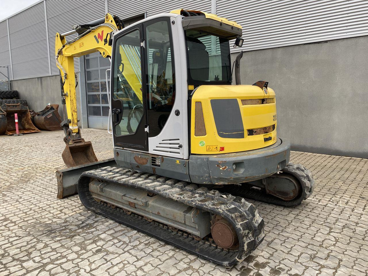 Wacker Neuson EZ80 - Máy xúc mini: hình 2 Wacker Neuson EZ80 - Máy xúc mini: hình 2