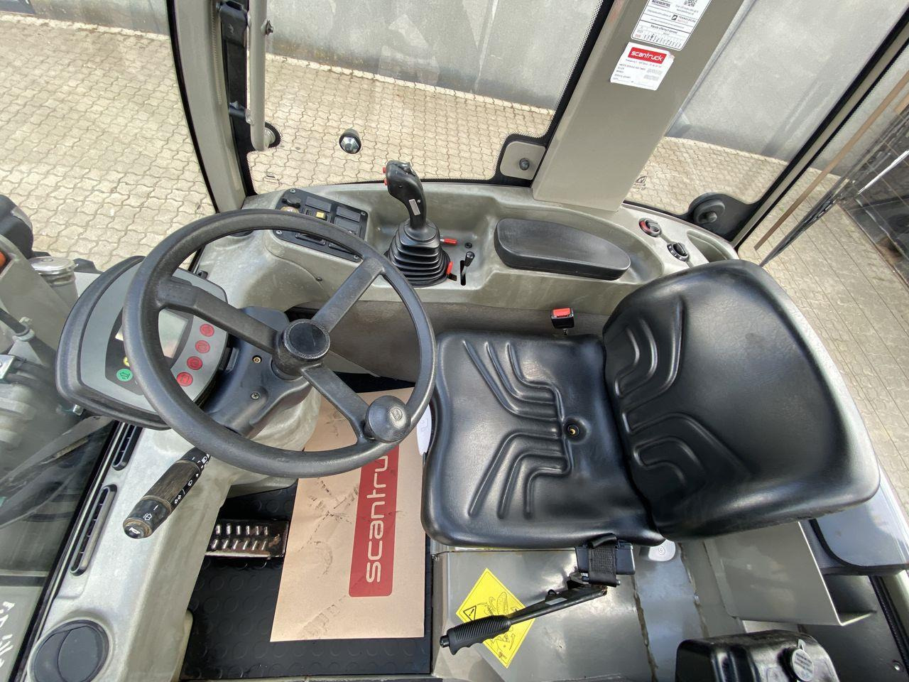 Weycor AR320 Cab - Máy xúc lật mini gấp khúc: hình 3 Weycor AR320 Cab - Máy xúc lật mini gấp khúc: hình 3