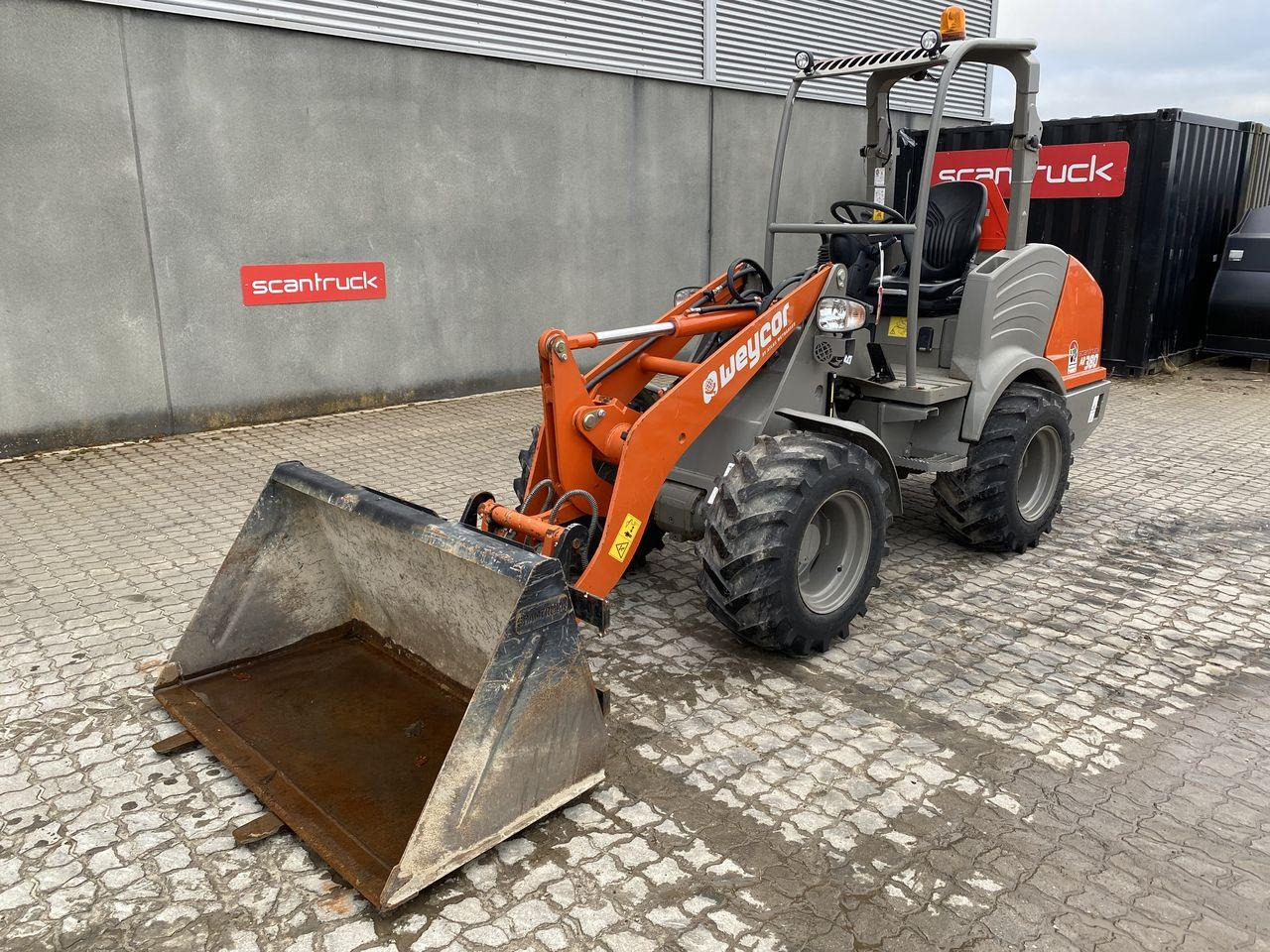 Weycor AR380 Agrar - Máy xúc lật mini gấp khúc: hình 1 Weycor AR380 Agrar - Máy xúc lật mini gấp khúc: hình 1