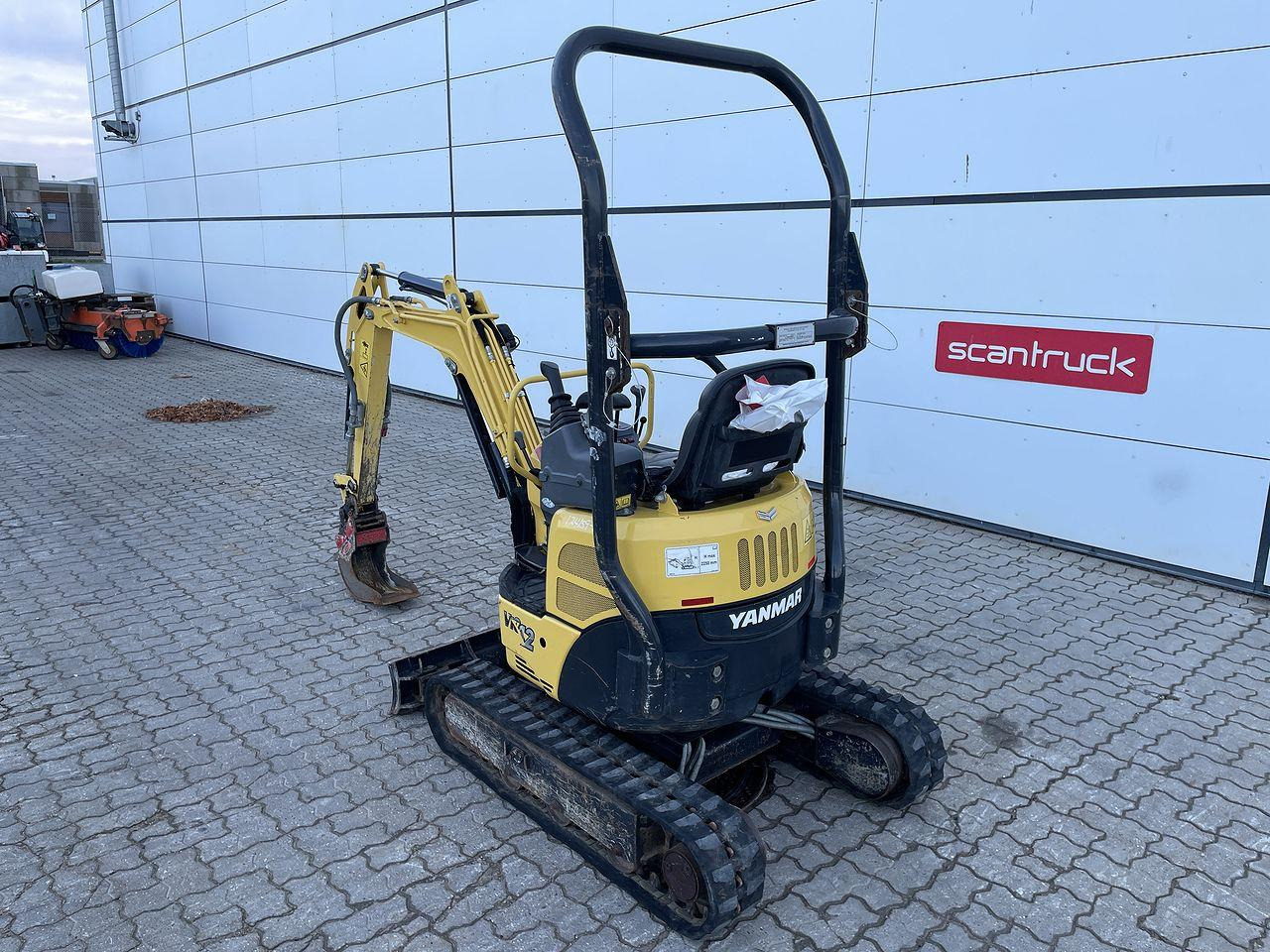 Yanmar VIO12 - Máy xúc mini: hình 2 Yanmar VIO12 - Máy xúc mini: hình 2