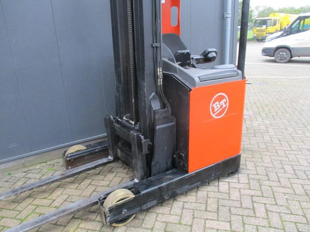 BT RRB3 - Xe tải tiếp cận: hình 2 BT RRB3 - Xe tải tiếp cận: hình 2