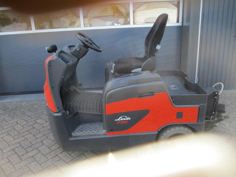Linde P 60 - Xe cày kéo: hình 2 Linde P 60 - Xe cày kéo: hình 2