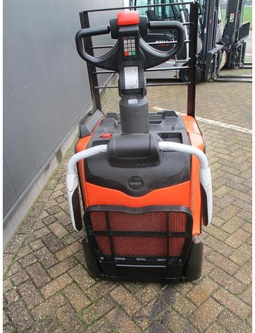 Toyota LPE 250 - Xe tải nâng pallet: hình 4 Toyota LPE 250 - Xe tải nâng pallet: hình 4