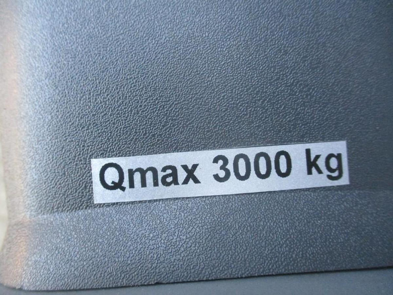 Xe tải nâng pallet Toyota LPE 250: hình 10
