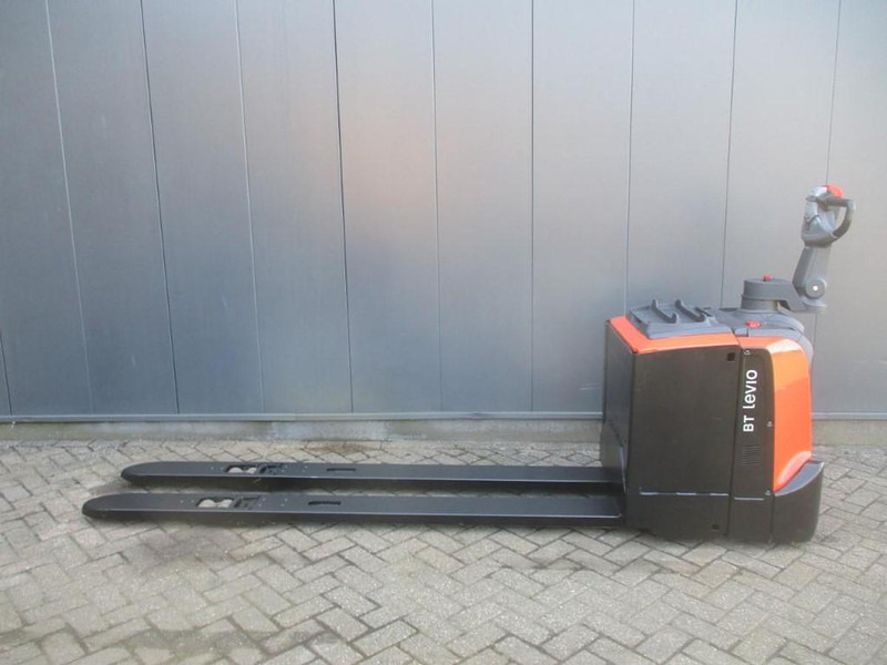 Toyota LPE 250 - Xe tải nâng pallet: hình 1 Toyota LPE 250 - Xe tải nâng pallet: hình 1