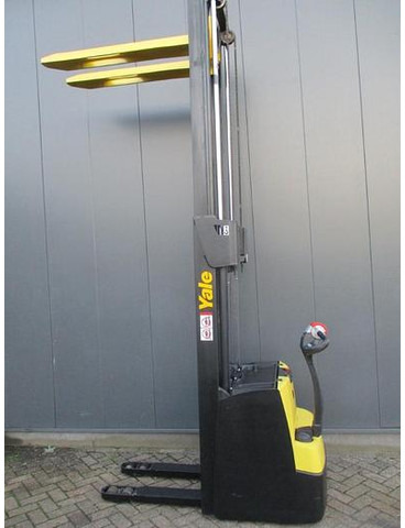 Yale MS 16 - Máy xếp chồng: hình 5 Yale MS 16 - Máy xếp chồng: hình 5