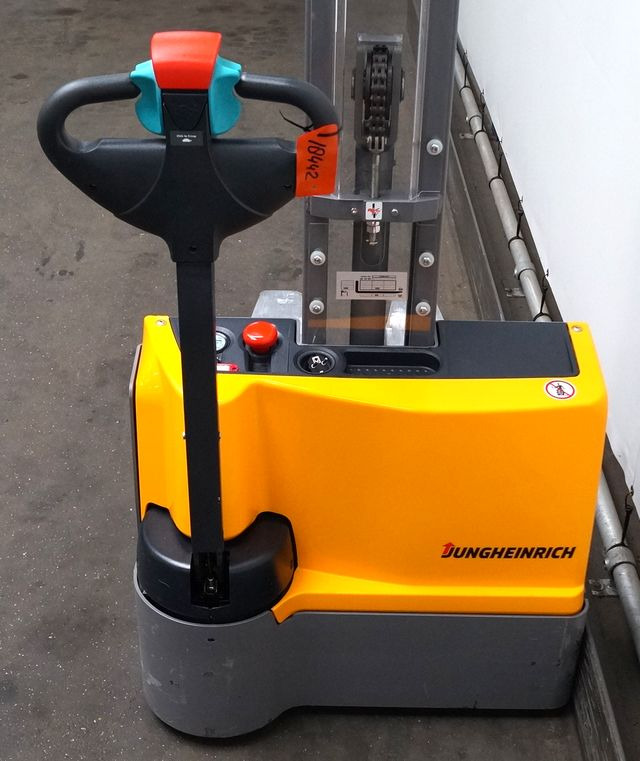 Jungheinrich EJC M10 - Máy xếp chồng: hình 3 Jungheinrich EJC M10 - Máy xếp chồng: hình 3