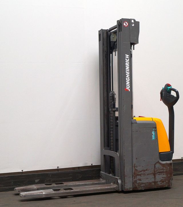 Jungheinrich EJC212 - Máy xếp chồng: hình 1 Jungheinrich EJC212 - Máy xếp chồng: hình 1
