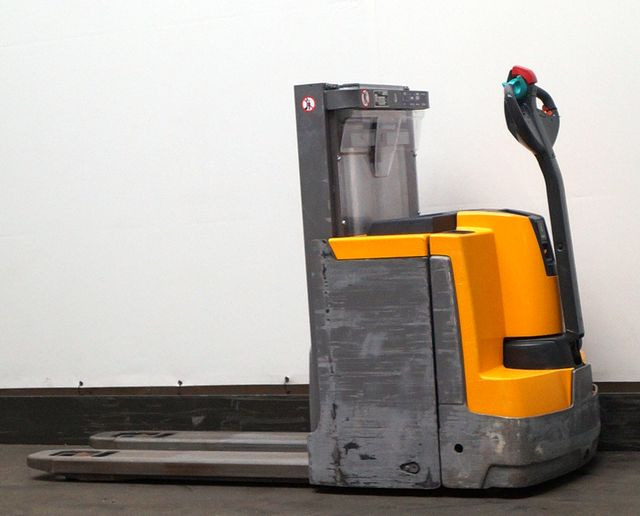 Jungheinrich EJD220 - Máy xếp chồng: hình 2 Jungheinrich EJD220 - Máy xếp chồng: hình 2