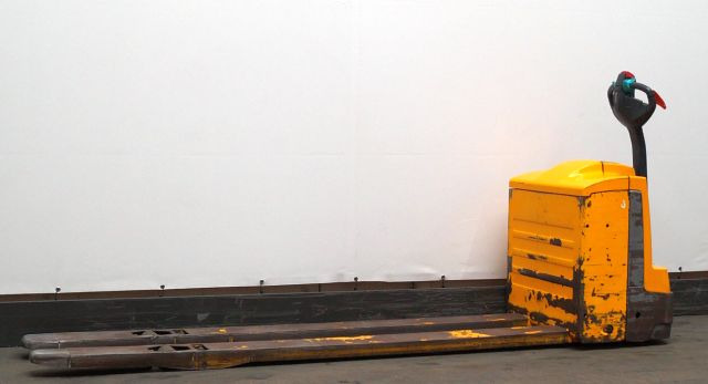 Jungheinrich EJE220 - Xe tải nâng pallet: hình 1 Jungheinrich EJE220 - Xe tải nâng pallet: hình 1