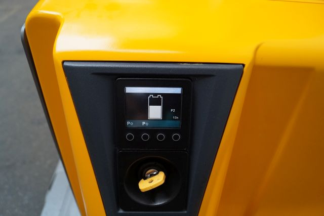 Jungheinrich EMC B10 - Máy xếp chồng: hình 4 Jungheinrich EMC B10 - Máy xếp chồng: hình 4