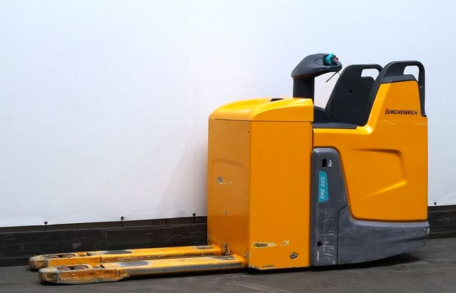Jungheinrich ERE225 - Xe tải nâng pallet: hình 1 Jungheinrich ERE225 - Xe tải nâng pallet: hình 1