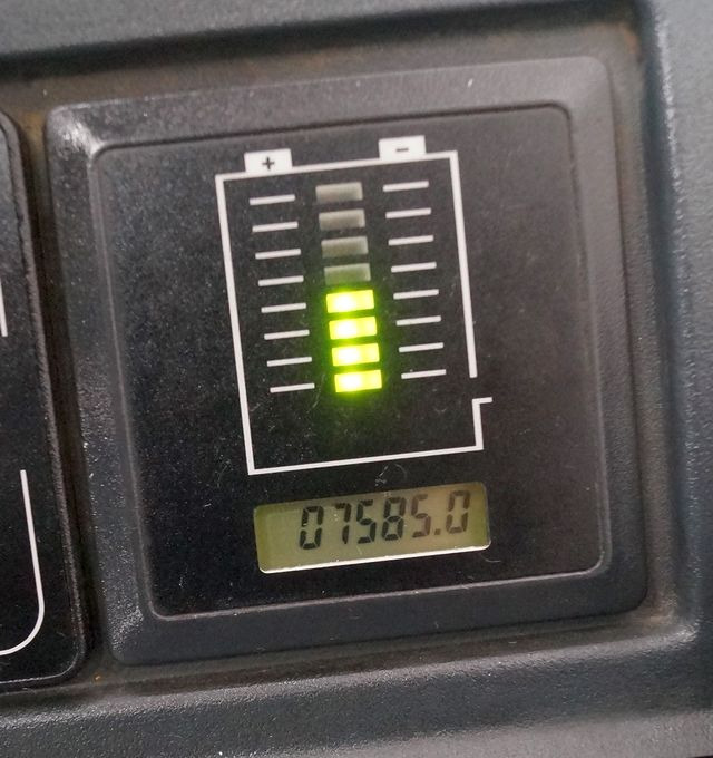 Jungheinrich ERE225 - Xe tải nâng pallet: hình 4 Jungheinrich ERE225 - Xe tải nâng pallet: hình 4