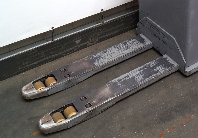 Jungheinrich ESE120 - Xe tải nâng pallet: hình 3 Jungheinrich ESE120 - Xe tải nâng pallet: hình 3