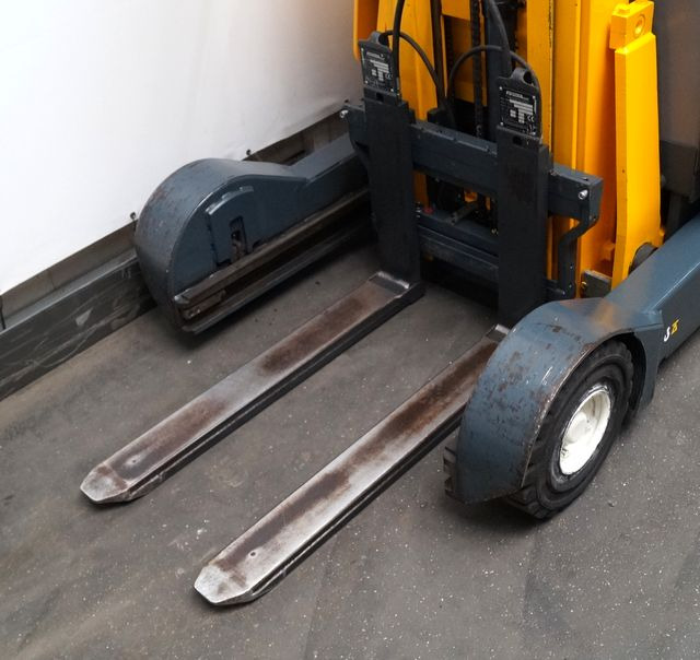 Jungheinrich ETV Cac16 - Xe tải tiếp cận: hình 3 Jungheinrich ETV Cac16 - Xe tải tiếp cận: hình 3