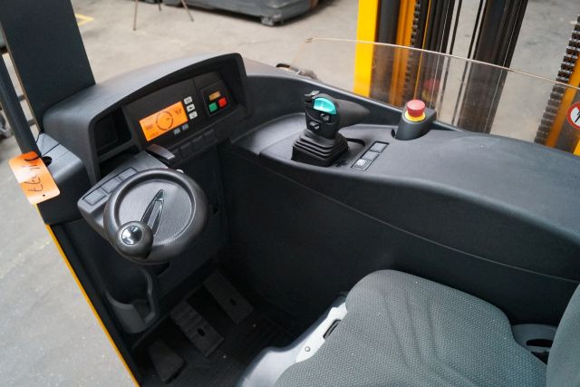 Jungheinrich ETV216 - Xe tải tiếp cận: hình 3 Jungheinrich ETV216 - Xe tải tiếp cận: hình 3