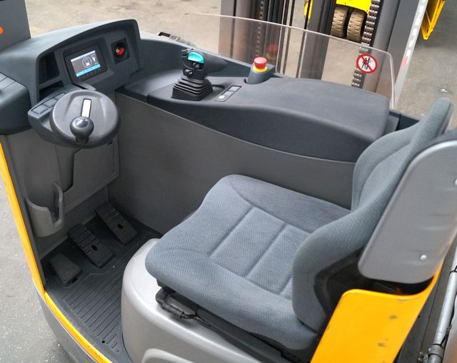 Jungheinrich ETV216 - Xe tải tiếp cận: hình 3 Jungheinrich ETV216 - Xe tải tiếp cận: hình 3