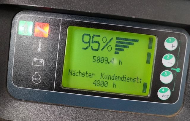 Linde L12AP - Máy xếp chồng: hình 5 Linde L12AP - Máy xếp chồng: hình 5