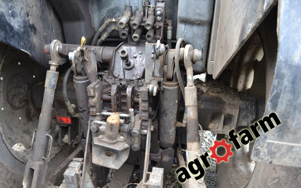 Massey Ferguson 3125 silnik skrzynia most wał blok zwolnica oś - Hộp số cho Máy móc nông nghiệp: hình 3 Massey Ferguson 3125 silnik skrzynia most wał blok zwolnica oś - Hộp số cho Máy móc nông nghiệp: hình 3