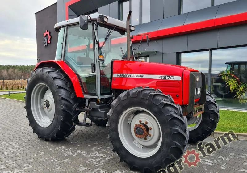 Massey Ferguson 4270 - Máy cày: hình 2 Massey Ferguson 4270 - Máy cày: hình 2