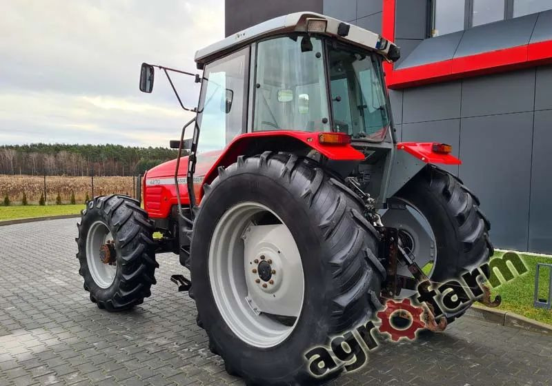 Massey Ferguson 4270 - Máy cày: hình 3 Massey Ferguson 4270 - Máy cày: hình 3