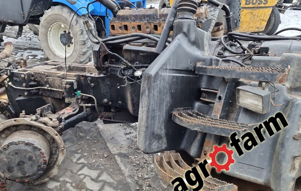 Massey Ferguson 8270 skrzynia most silnik zwolnica oś koła - Hộp số cho Máy móc nông nghiệp: hình 1 Massey Ferguson 8270 skrzynia most silnik zwolnica oś koła - Hộp số cho Máy móc nông nghiệp: hình 1