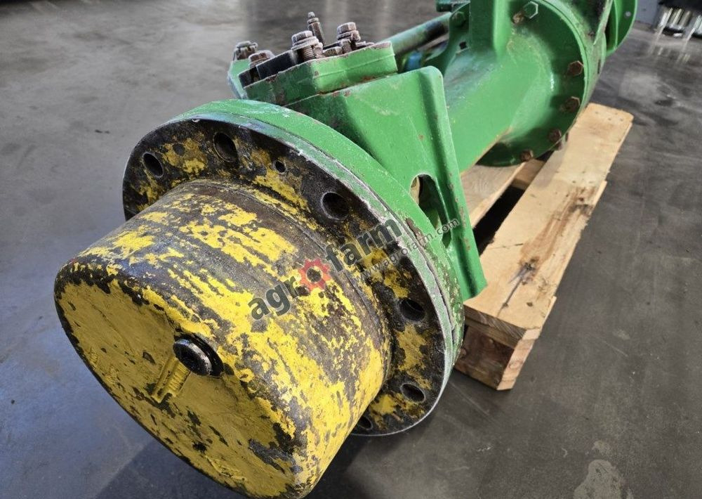 Most przedni John Deere 7800 - Truyền động: hình 3 Most przedni John Deere 7800 - Truyền động: hình 3
