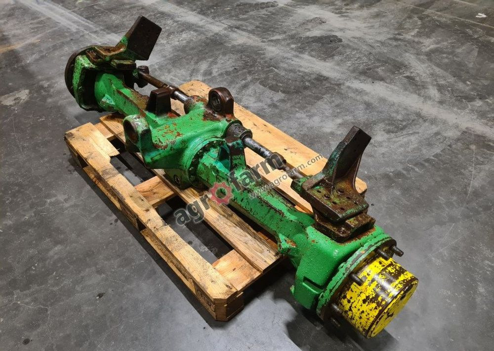 Przedni most John Deere 6210 - Truyền động: hình 1 Przedni most John Deere 6210 - Truyền động: hình 1