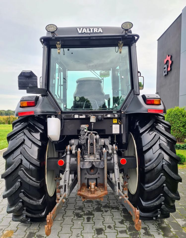 Valtra A93 - Máy cày: hình 5 Valtra A93 - Máy cày: hình 5