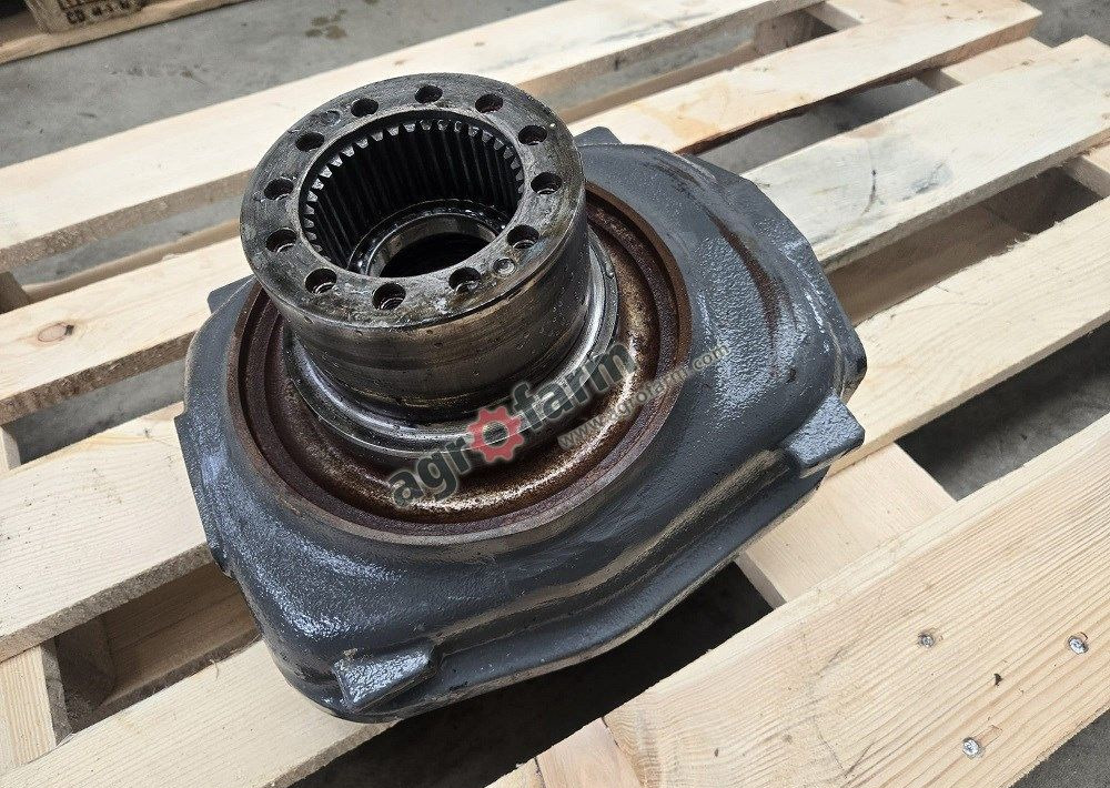 Zwrotnica prawa Valtra T171, T191, T174, T173 - Truyền động: hình 2 Zwrotnica prawa Valtra T171, T191, T174, T173 - Truyền động: hình 2