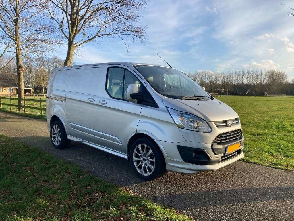 Ford Transit - Xe van chở hàng: hình 2 Ford Transit - Xe van chở hàng: hình 2