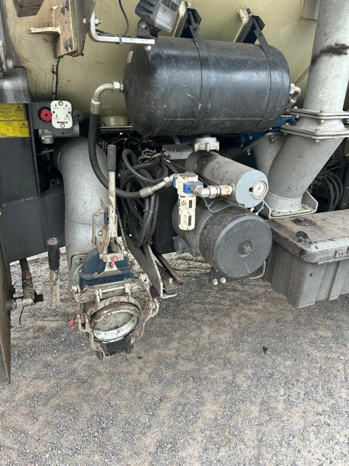 Kaweco Double Twin Shift 16 m3 - Máy rải phân dạng lỏng: hình 4 Kaweco Double Twin Shift 16 m3 - Máy rải phân dạng lỏng: hình 4