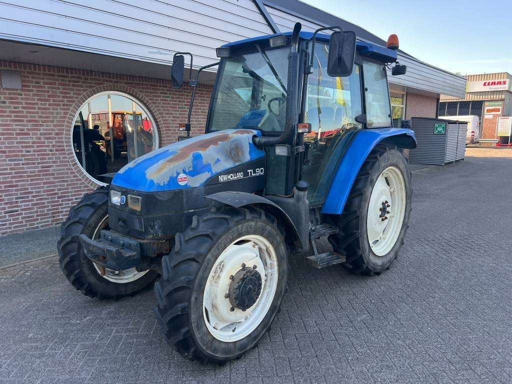 New Holland TL 90 - Máy cày: hình 1 New Holland TL 90 - Máy cày: hình 1