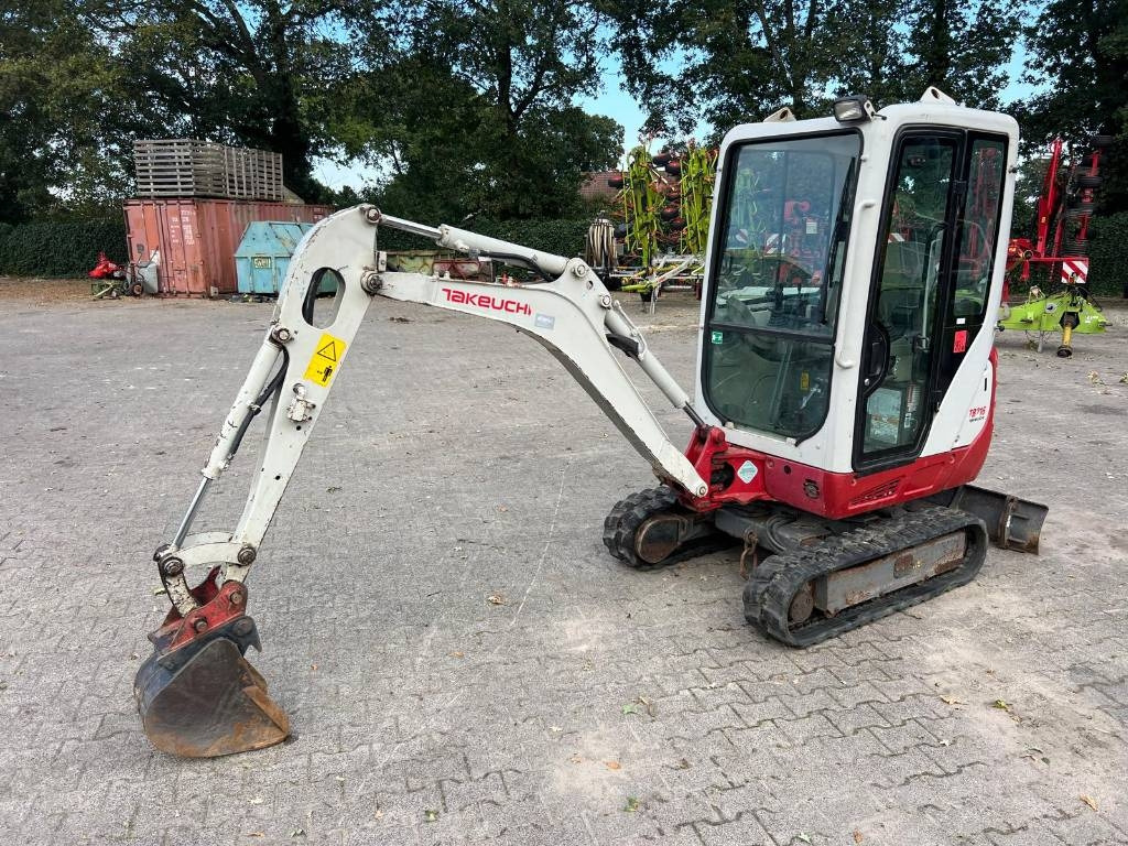 Takeuchi TB 216 - Máy xúc mini: hình 1 Takeuchi TB 216 - Máy xúc mini: hình 1