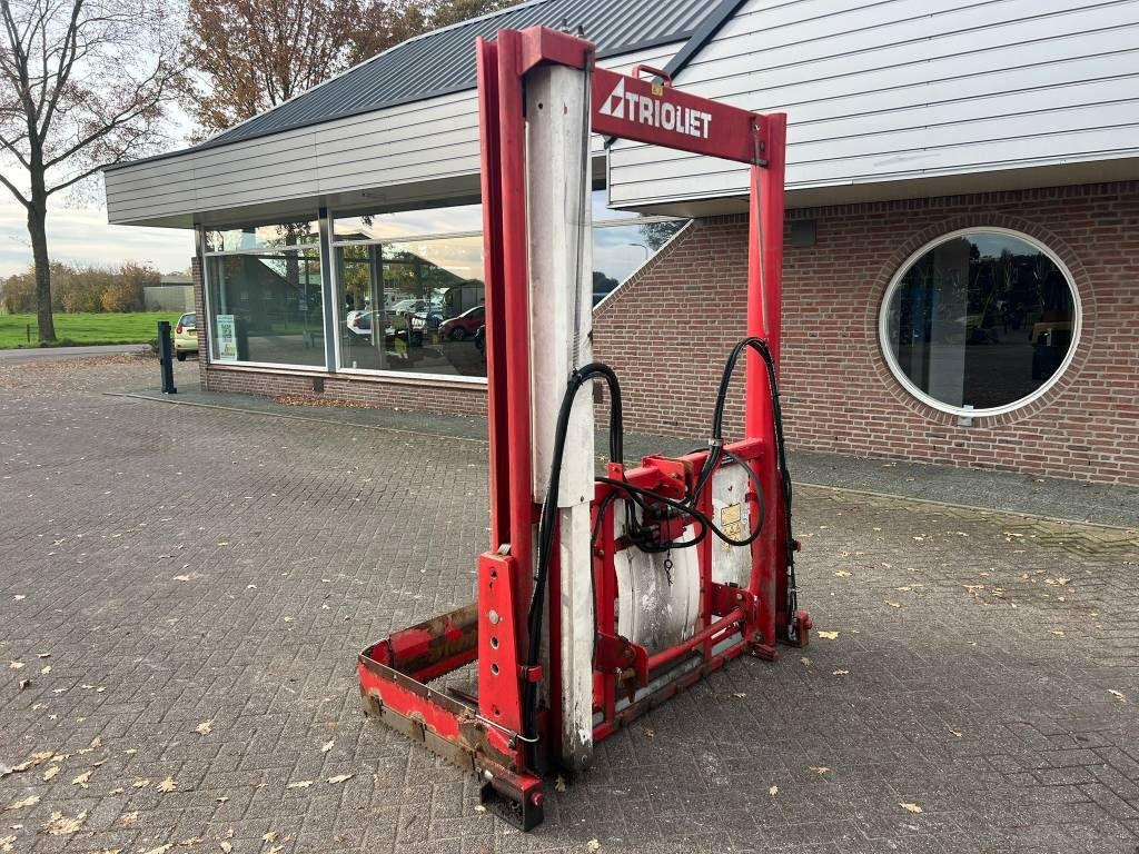Trioliet TU 170 kuilvoersnijder - Trang thiết bị gia súc: hình 2 Trioliet TU 170 kuilvoersnijder - Trang thiết bị gia súc: hình 2