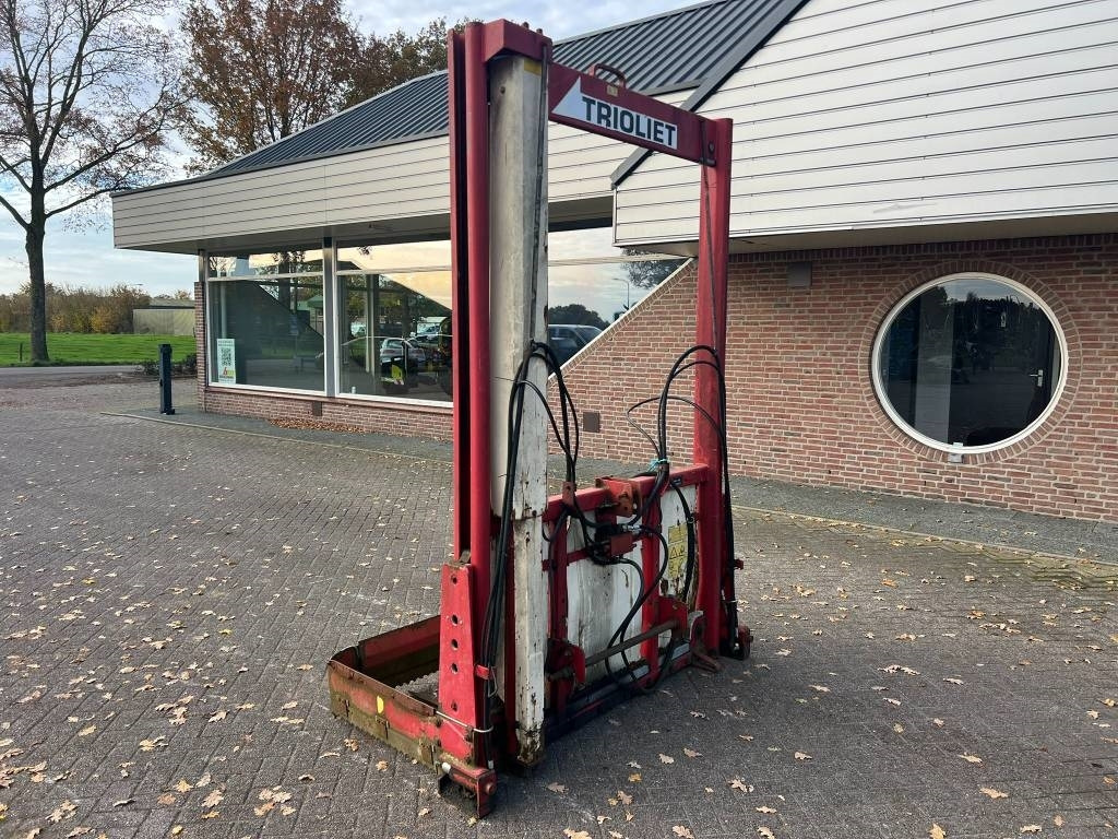 Trioliet TU 195 Kuilvoersnijder - Trang thiết bị gia súc: hình 2 Trioliet TU 195 Kuilvoersnijder - Trang thiết bị gia súc: hình 2