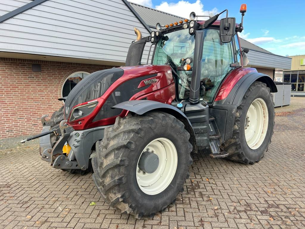 Valtra T 174 Versu  - Máy cày: hình 1 Valtra T 174 Versu  - Máy cày: hình 1