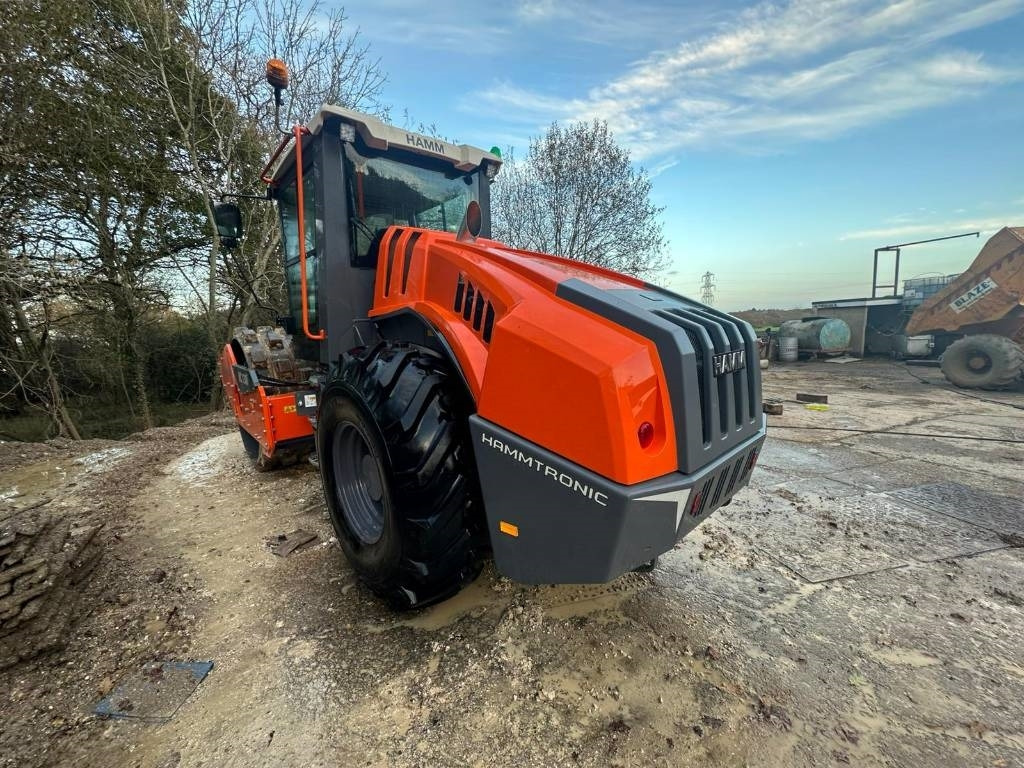 Hamm HC 130i - Máy đầm: hình 4 Hamm HC 130i - Máy đầm: hình 4