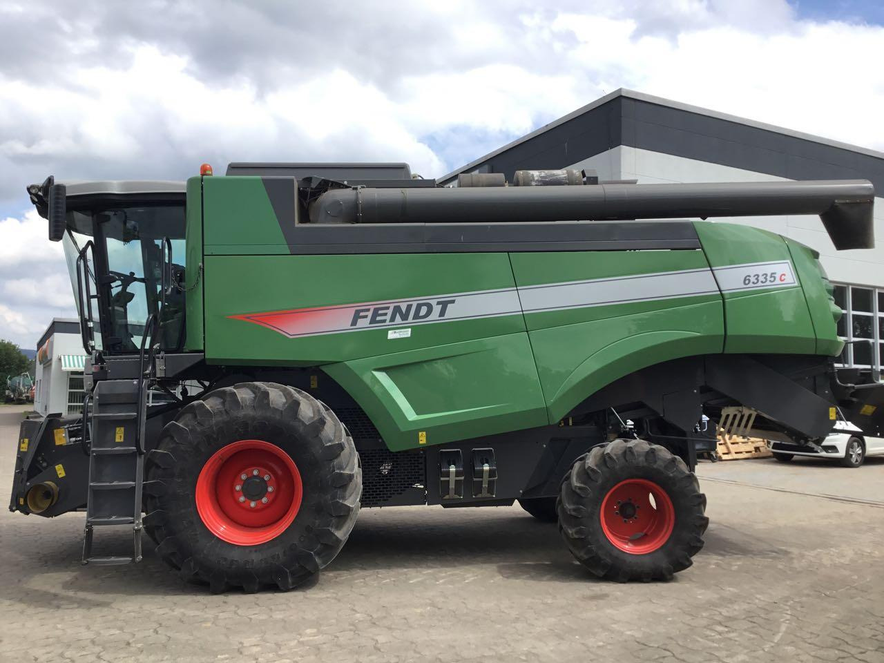 Fendt 6335 C - Máy gặt đập: hình 1 Fendt 6335 C - Máy gặt đập: hình 1