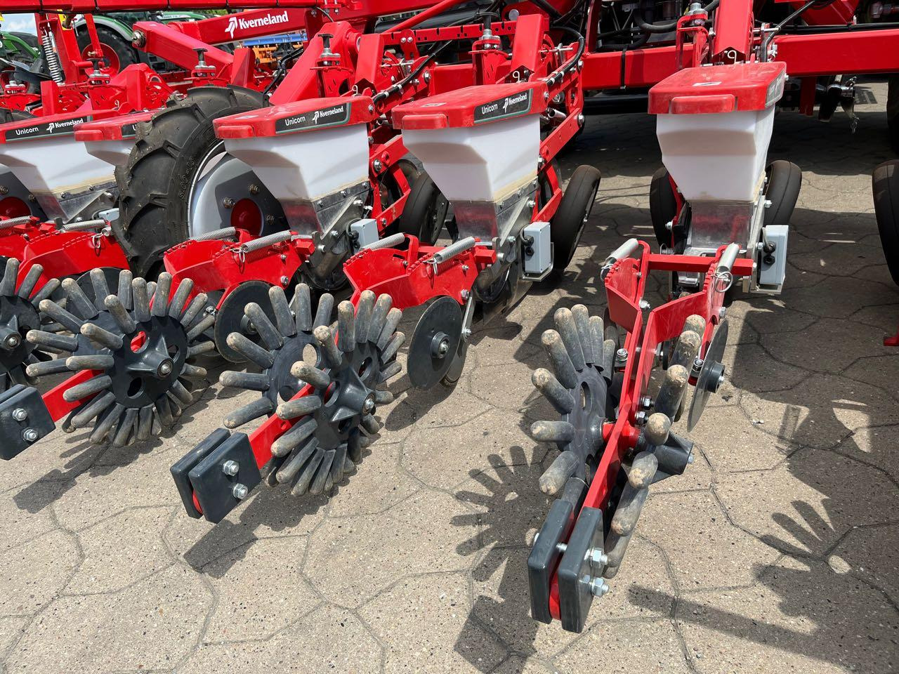 Kverneland Unicorn SD e-drive - Máy gieo hạt chính xác: hình 4 Kverneland Unicorn SD e-drive - Máy gieo hạt chính xác: hình 4