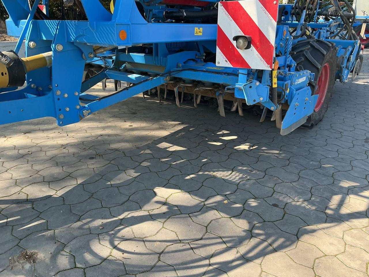 Lemken Compact Solitair 9/300 Z - Máy gieo hạt liên hợp: hình 3 Lemken Compact Solitair 9/300 Z - Máy gieo hạt liên hợp: hình 3
