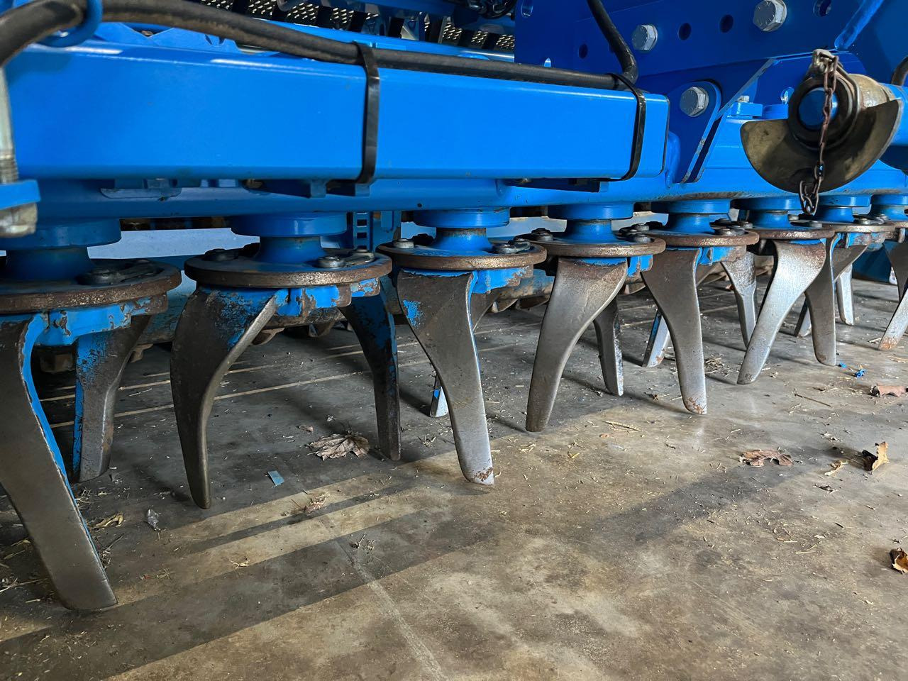 Lemken Zirkon 8/Saphir 9 - Máy gieo hạt liên hợp: hình 5 Lemken Zirkon 8/Saphir 9 - Máy gieo hạt liên hợp: hình 5