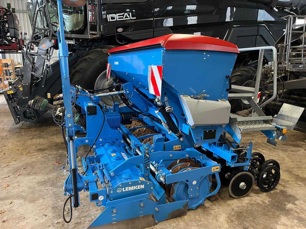Lemken Zirkon 8/Saphir 9 - Máy gieo hạt liên hợp: hình 2 Lemken Zirkon 8/Saphir 9 - Máy gieo hạt liên hợp: hình 2